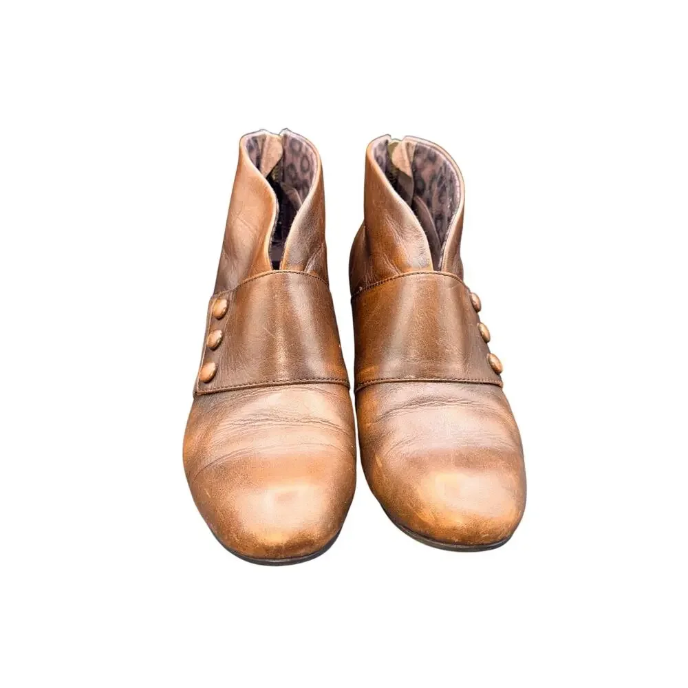 Born Jessen Brown Leather Ankle Booties Back Zip Heel Women’s Size 9